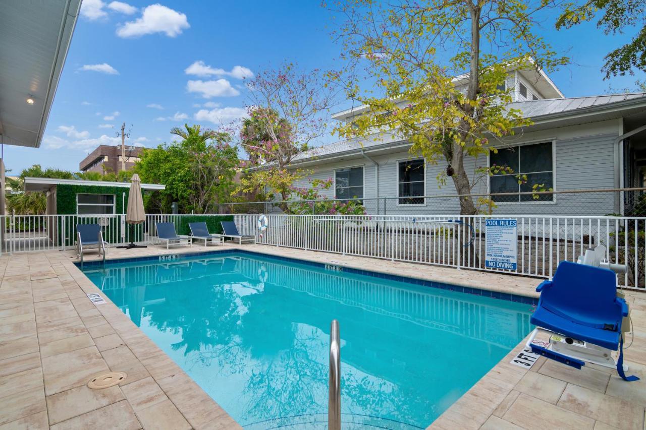 Beach Luxury 805 Naples Exterior photo
